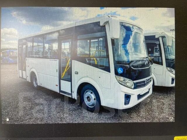 Паз 320405 некст. Стекло ветровое паз вектор. Паз 320405-04. Стекло лобовое кавз-4238-42. Автобус паз вектор некст.