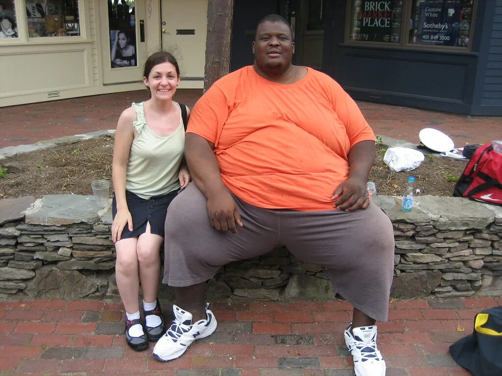 Большой жирный. Толстый американец. Американские люди толстые. Толстые американцы дети.