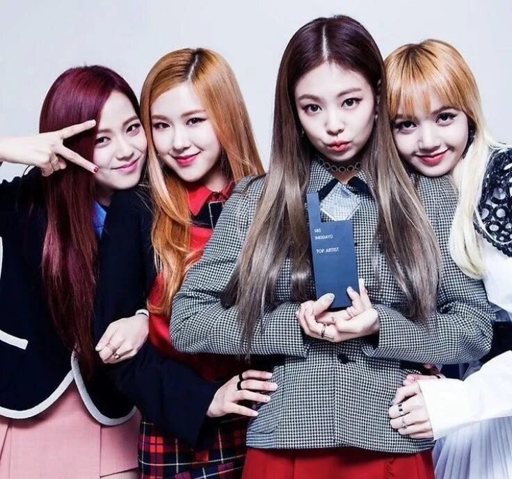 Группа blackpink 2021. Группа блэк пинк 2022. Black pink участницы. Корейская группа блэк пи. Группа blackpink.