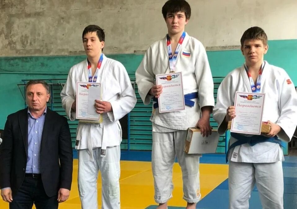 Дзюдо кбр. Ниров сеф харабиевич. Соревнования дзюдо нальчик. Соревнования дзюдо нальчик. Тренера нальчик дзюдо.
