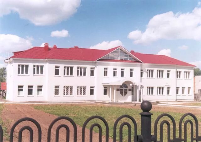 Филиал удгу девочки. Удгу можга. Филиал удгу можга. Удмуртский государственный университет филиал в городе можге. Удгу можга.