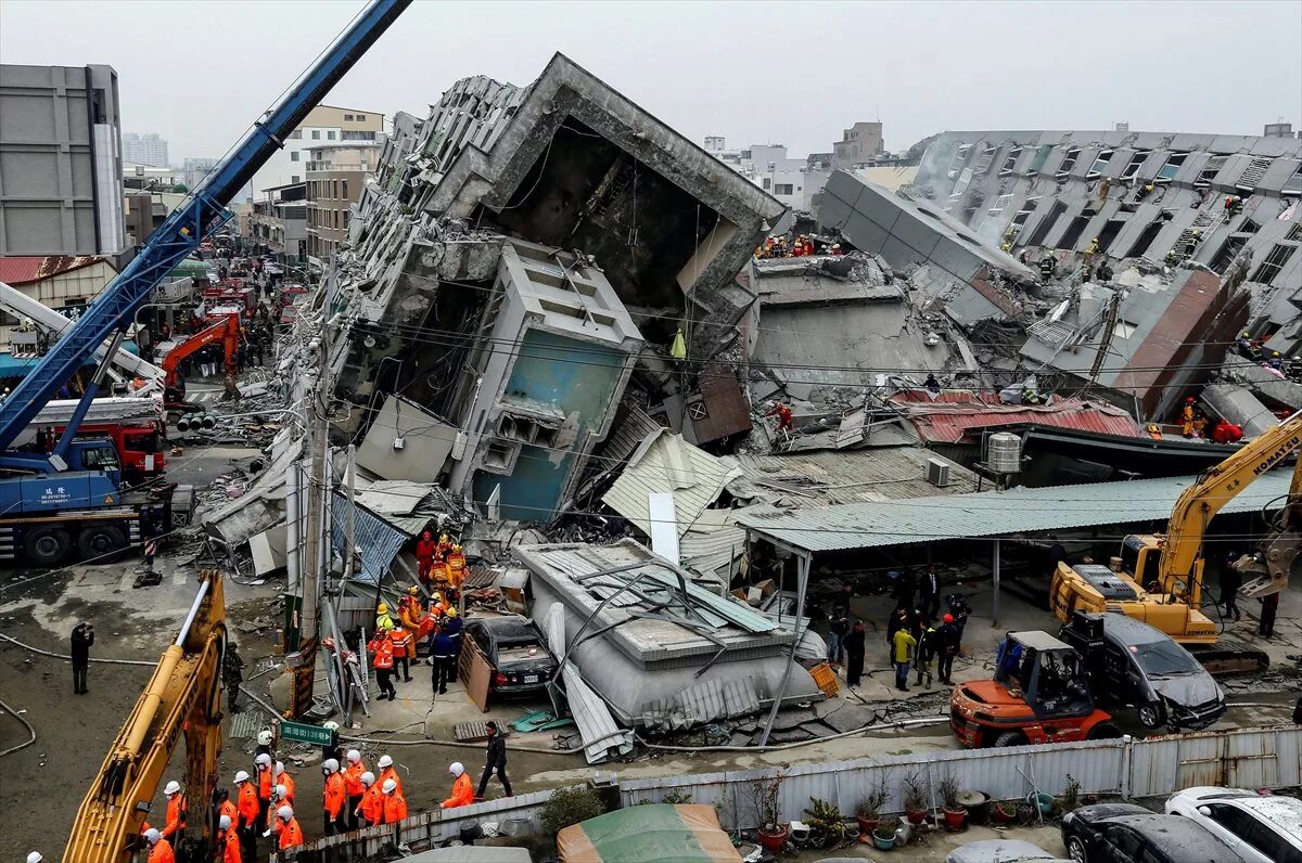 Большие землетрясения. Землетрясение на Тайване 1999. Самое сильное землетрясение. Самыесмльные землетрясения. Самые огромные землетрясения.