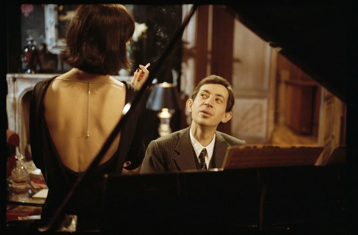 отрекаюсь скандалить есенин текст. генсбур любовь хулигана фильм. любовь хулигана. любовь хулигана есенин стих.