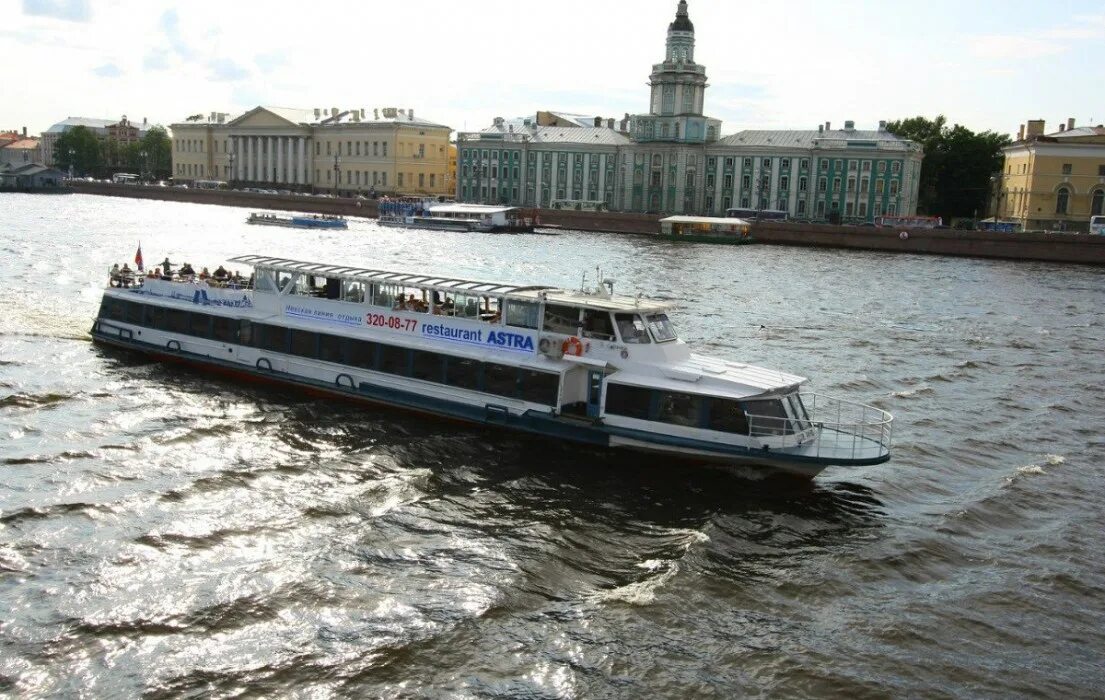 Прогулка на теплоходе санкт петербург с ужином. Прогулка на теплоходе санкт петербург с ужином