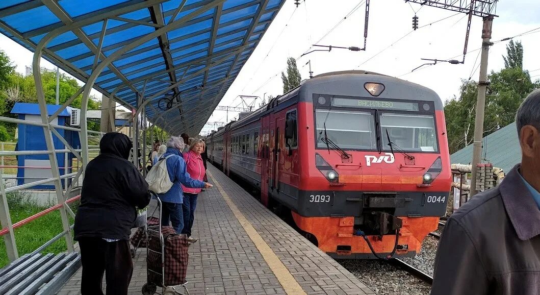 Эп2д кузнецк-пенза. Парковая электричка. Новая электричка приморский край фото. Ласточка электропоезд мцк. Эпр электропоезд до крыма 2022.