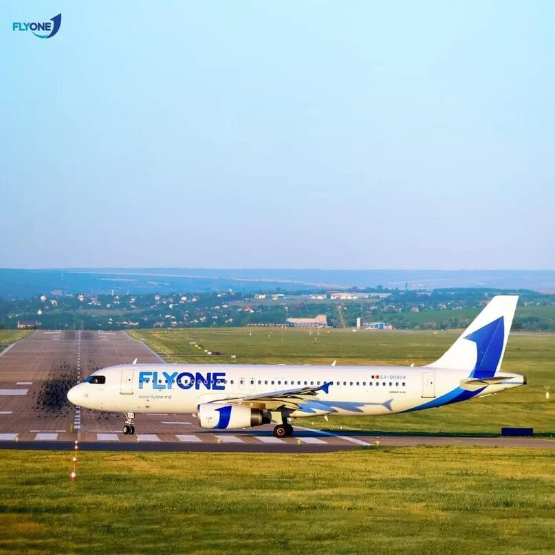 Flyone eu. Флайоне. Flyone авиабилеты. Flyone Armenia. Flyone взлет.