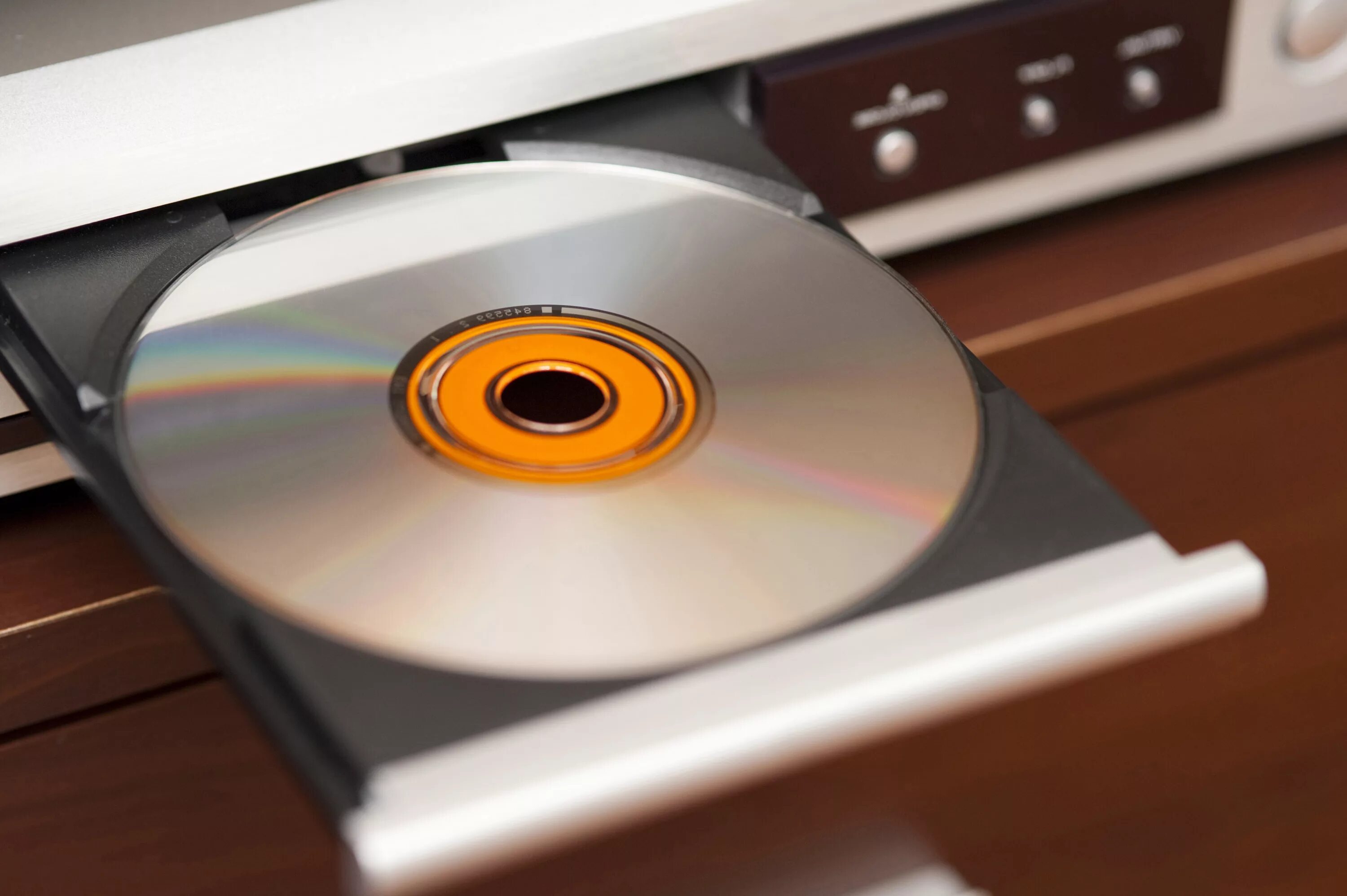Пишущий cd диск. Проигрыватель лазерных дисков филипс. компактный диск. оптический диск. поверхность компакт диска.