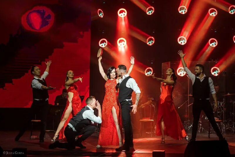 хиты мюзиклов дом музыки