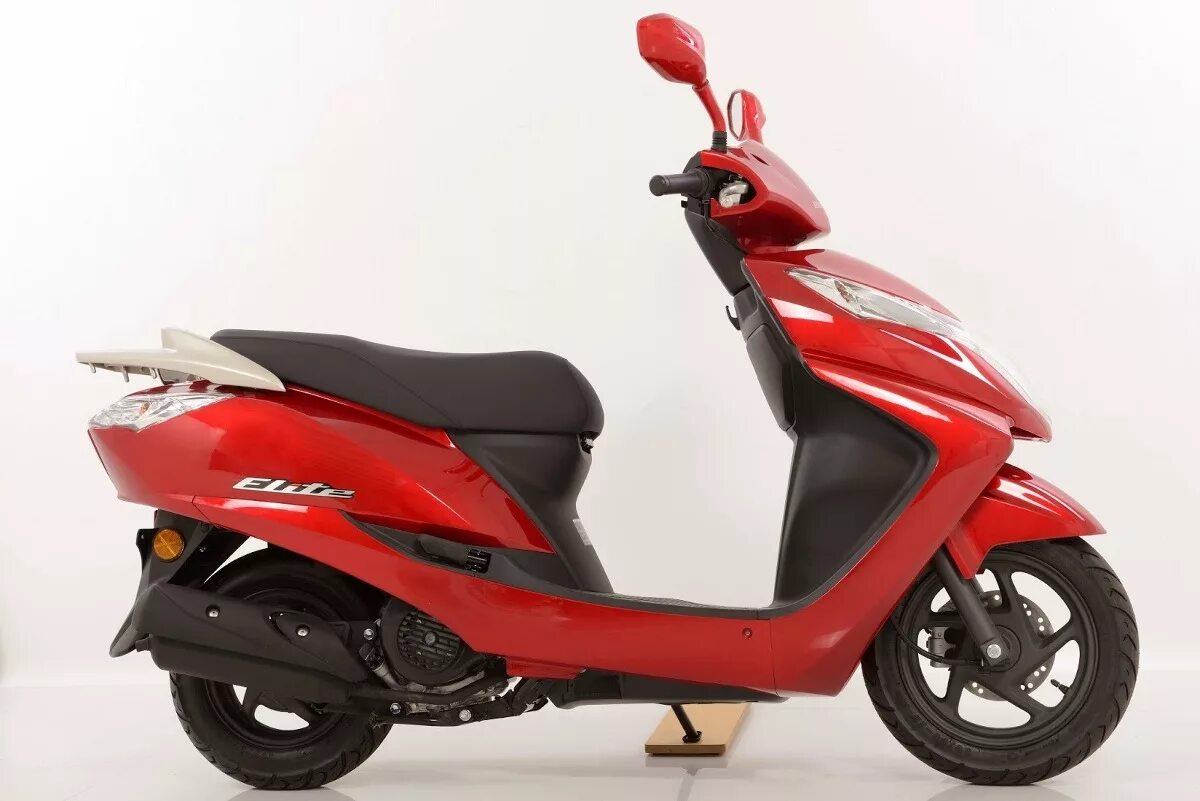 Скутер Honda Elite. Honda Elite 125. Скутер Honda красный. Скутер Honda 2023. Скутер 2023 года