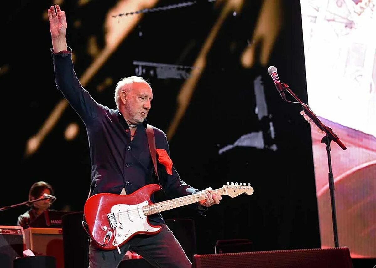 Pete townshend. Пит Таунсенд. Пит Таунсенд the who. Пит Таунсенд, Лидер рок-группы the who. Пит Таунсенд фото сейчас.