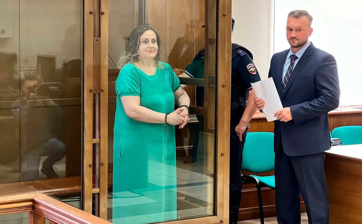 Судья лопаткина мосгорсуд. Взятка председатель мосгорсуда. Полыга вячеслав александрович судья. Ольга егорова председатель александровна. Ольга егорова председатель мосгорсуда.