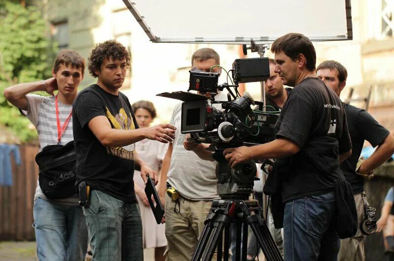 Градусы группа 2010. Группа градусы 2008. Группа режиссеры. Песня режиссер градусы. Съемочная площадка.