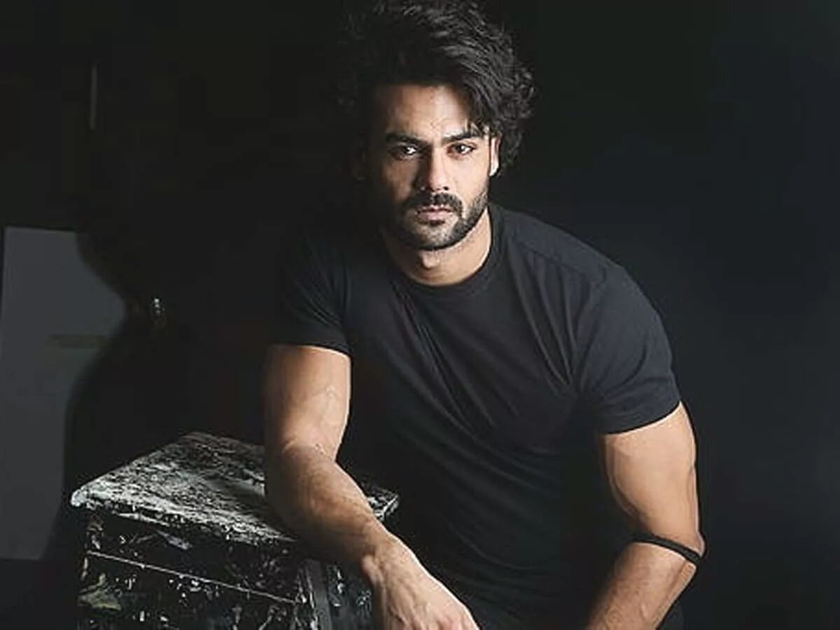 Вишал адитья синг в контакте. Адитья Сингх. Вишал Сингх. Vishal Singh (actor, born 1974). Vishal Aditya Singh.