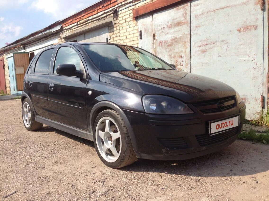 Опель Корса 2004 года. Opel Corsa 2004 Tuning. Opel Corsa b 2004.