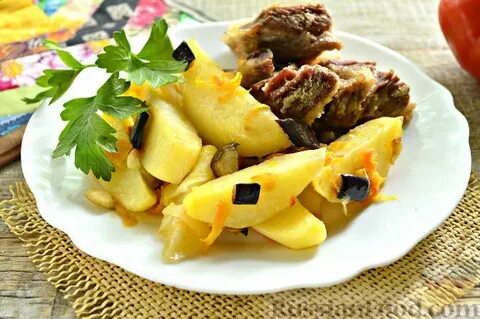 Жаркое с мясом и баклажанами картошкой