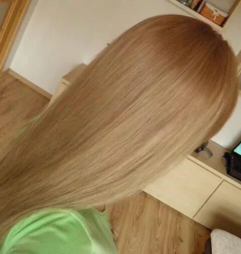 Pin op '''** Hair 8, 8.0, 8.1