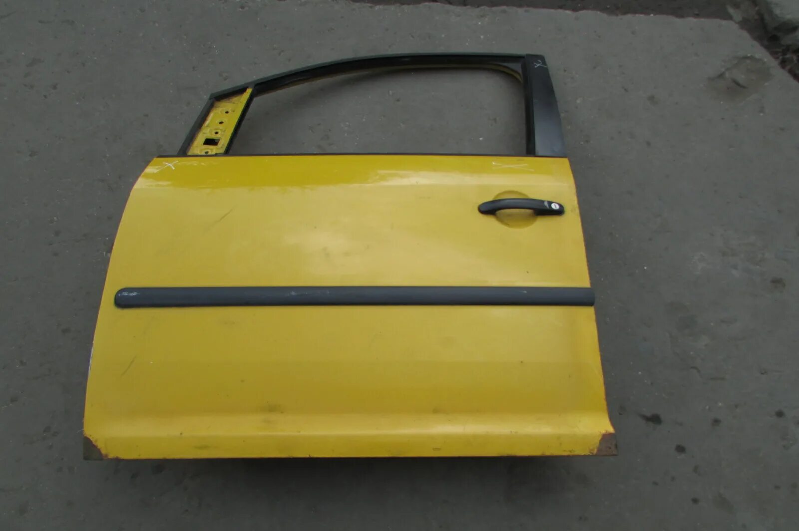 Дверь фольксваген кадди 3. Дверь багажника caddy. Caddy volkswagen бронированный. Дверь фольксваген кадди 3. Дверь caddy 3.