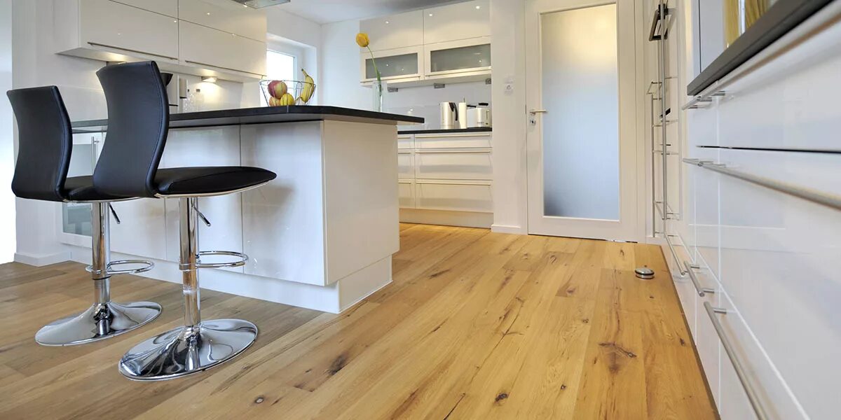 20 Gorgeous Examples Of Wood Laminate Flooring For Your Kitchen! White laminate 