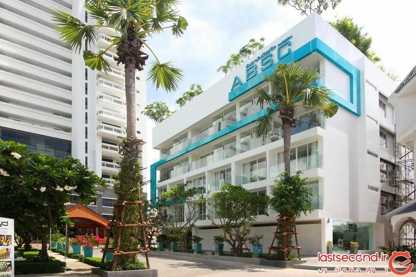 Andaman beach suites. Отель Andaman Beach Hotel. Андаман Бич Пхукет. Andaman Beach Suites 4*. Патонг Андаман отель.