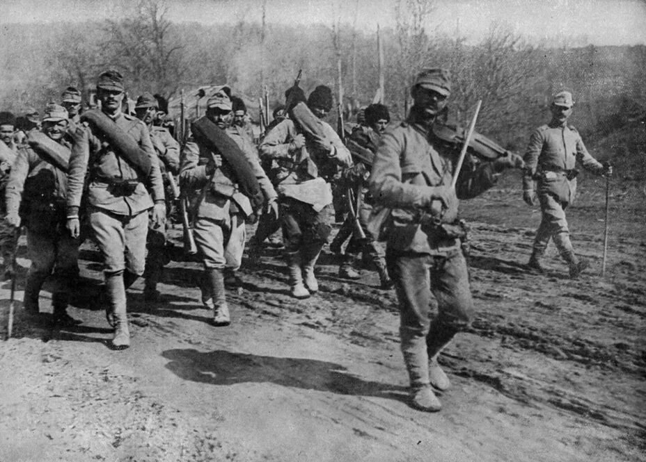 Марши во время войны. Румынская армия ПМВ. Румынские солдаты 1 мировая. Румынская армия в первой мировой войне.