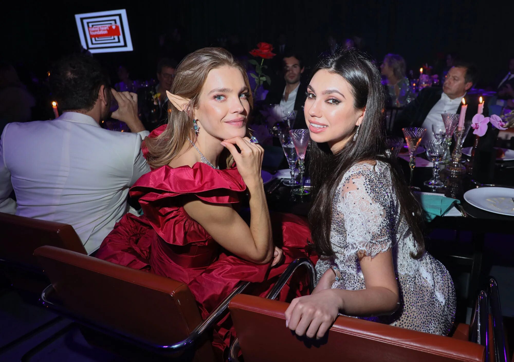 Звезды на показах. Светские вечеринки 2000. Новости о вечеринке в москве. Новости о вечеринке в москве. Новости о вечеринке в москве.