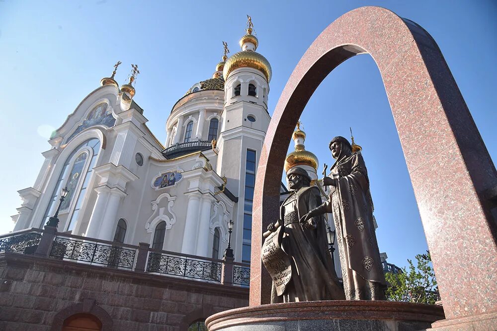 Воскресное богослужение в храме святых Петра и Февронии - Донбасс Православный