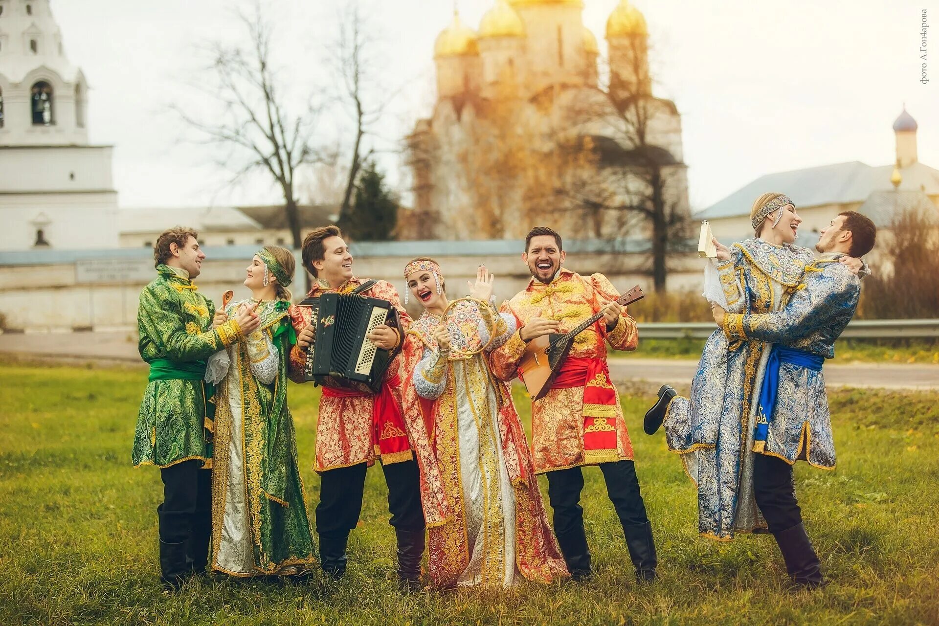 свадебные гуляния на руси. свадебные обряды фольклор. мясоедов художник смотрины невесты. корзухин алексей иванович. свадебные обряды фольклор.