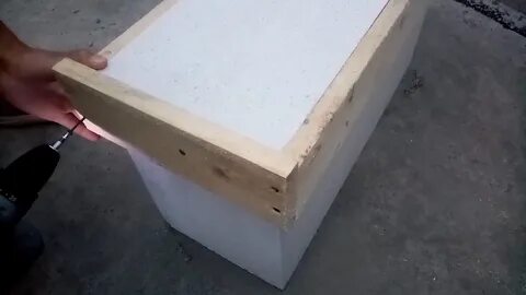Приспособление для кладки блоков на раствор