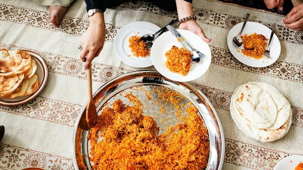 Мусульманская кухня. Национальное блюдо мусульман. Традиционные блюда Ислама. Традиционные мусульманские блюда.