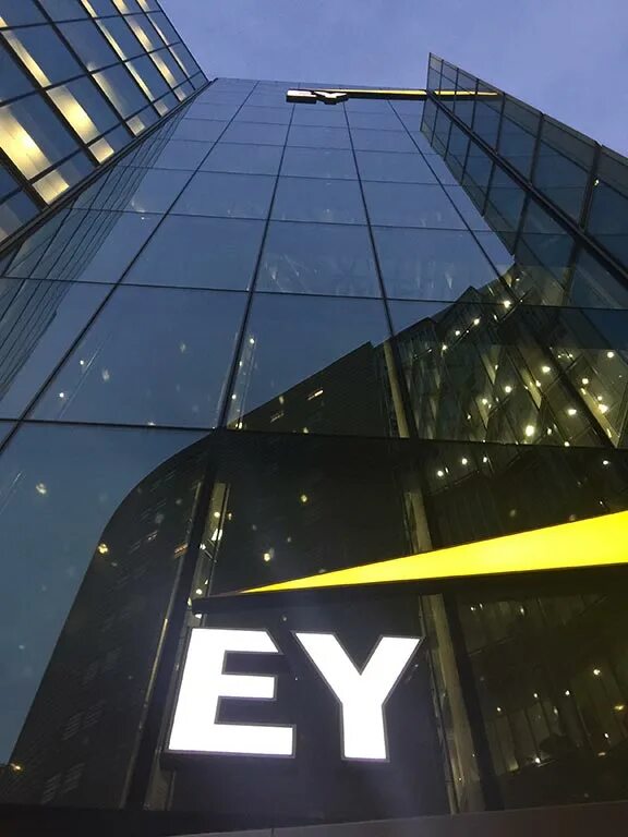 Ernst & young (Ey). Ernst young компания Москва. Ernst & young штаб квартира. Здание Ernst&young Москва.