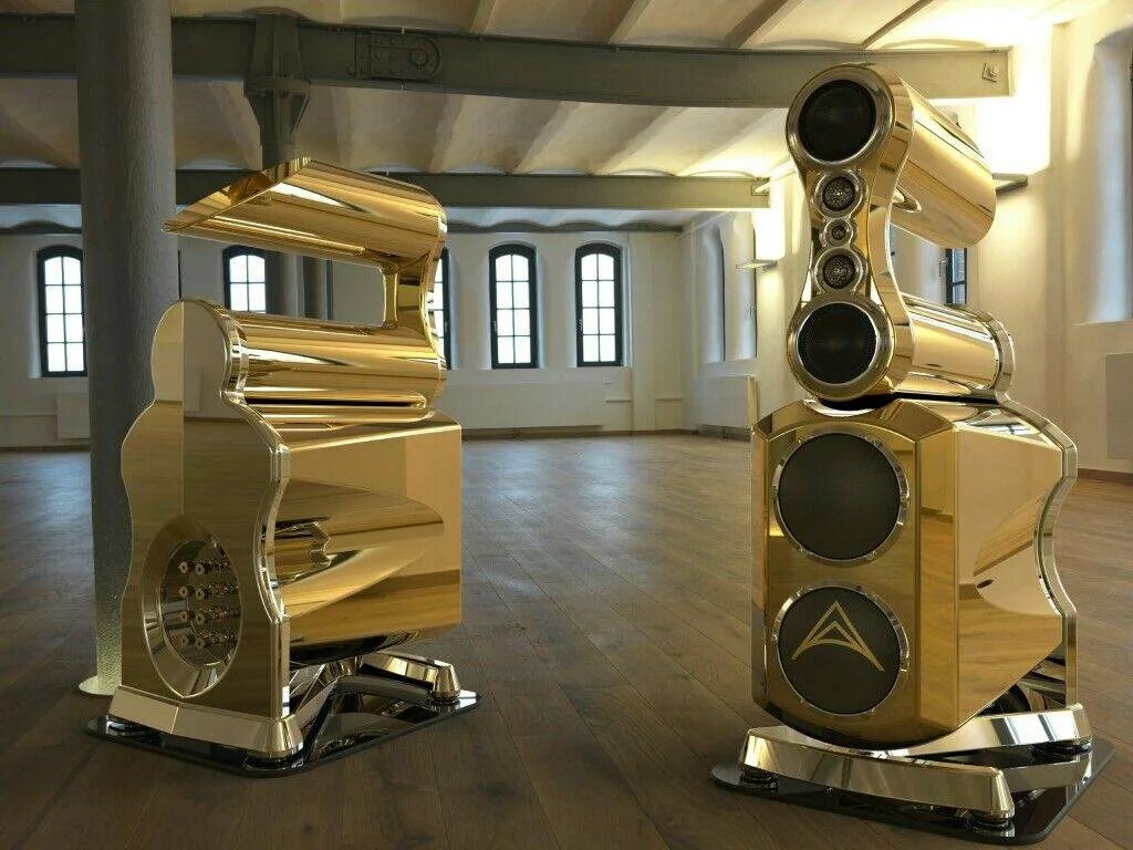 Hi fi high. Акустика Kharma Enigma Veyron. Рупорная акустика Hi-end JBL. High end колонки 5000 ватт. Акустика Hi Fi High end.