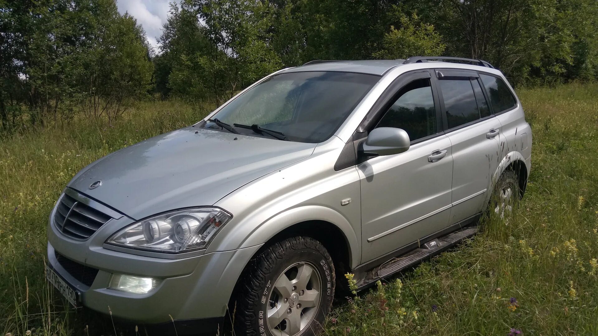 Ссангйонг кайрон 2. SSANGYONG Kyron drive2. Санг енг Кайрон белый. Саньенг Кайрон рамный кузов. Кайрон х 7 джип.