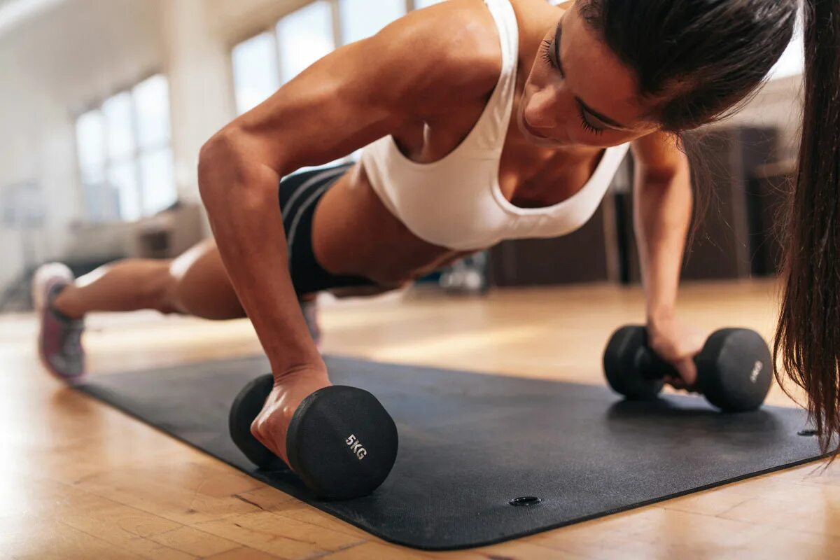 Тренировка картинки. Body Sculpt что это такое в фитнесе. Силовые тренировки. Функциональная тренировка. Силовая тренировка фитнес.