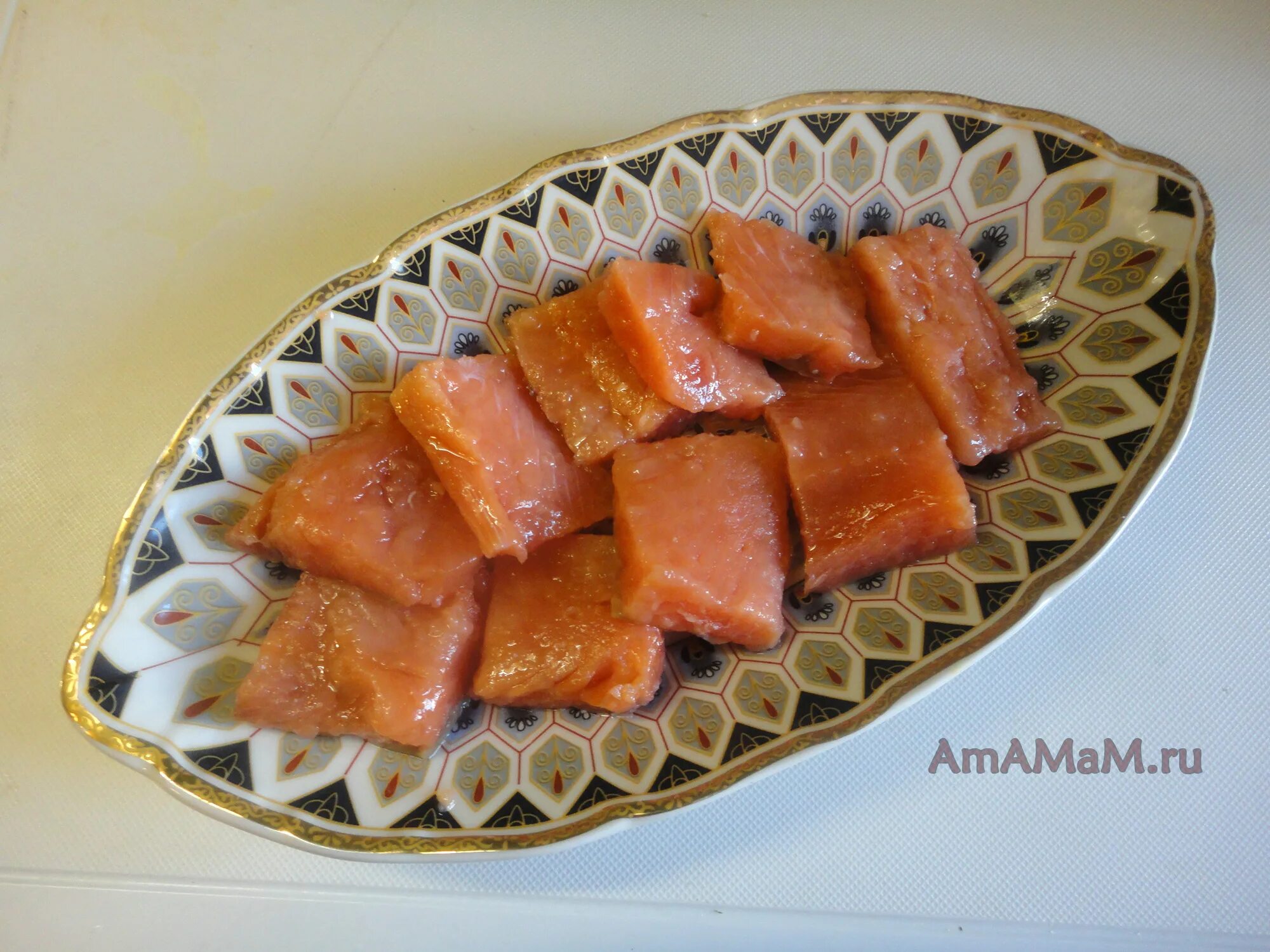 Как посолить филе кеты. Кета малосольная в домашних. Как посолить филе кеты. Кета филе слабосоленая. Кета малосольная.