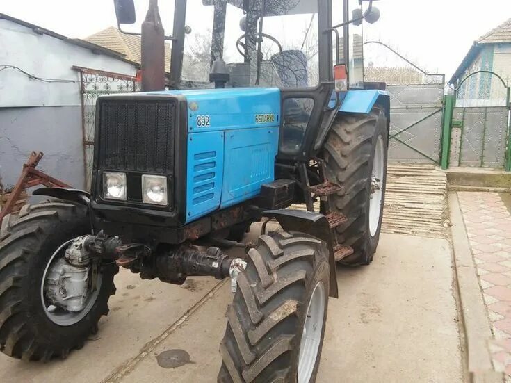 Авито мтз старый. Мтз 892. мтз 892 резина. резина мтз 892 передняя. мтз 892 старого образца.