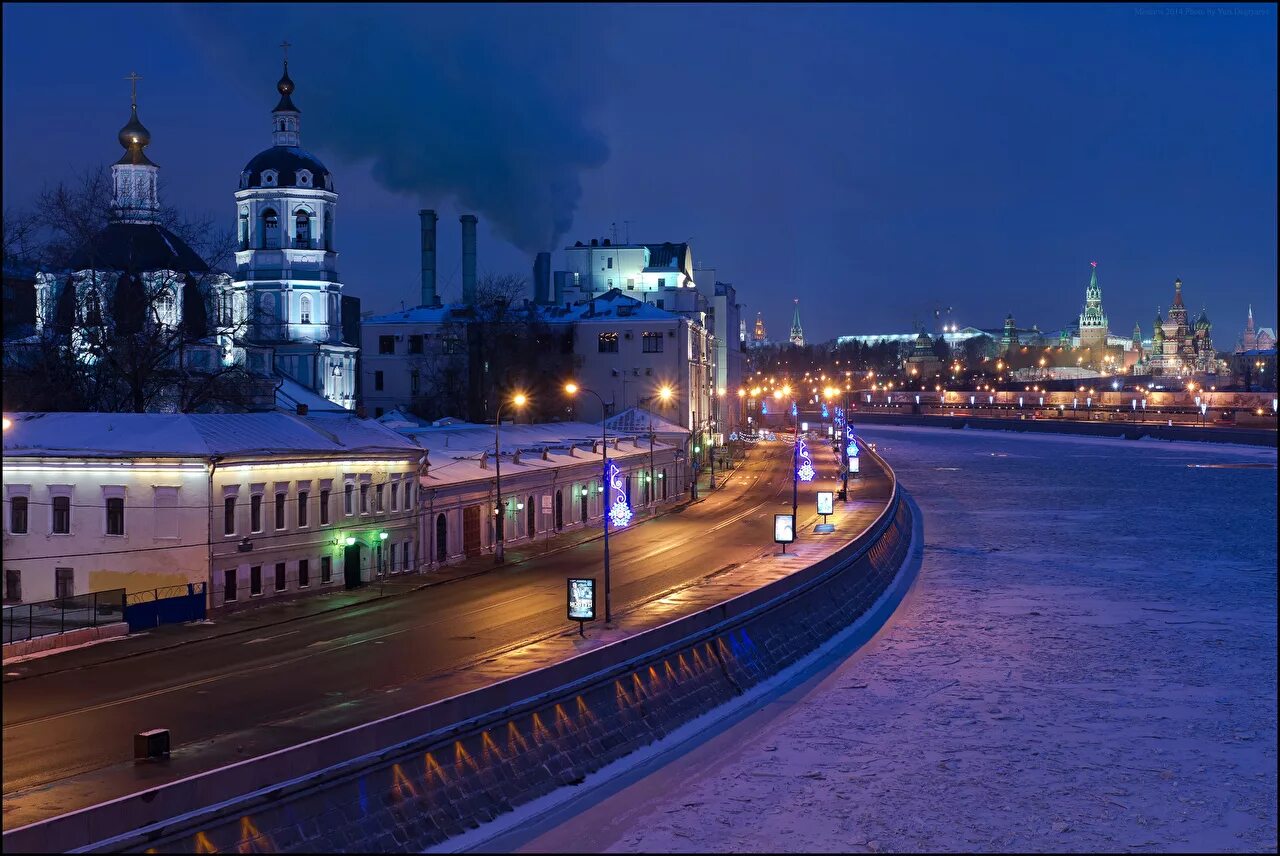 Города россии вечером. Раушская набережная Москва. Раушская набережная Церковь. Раушская набережная, д.8. Москва Раушская набережная 26.