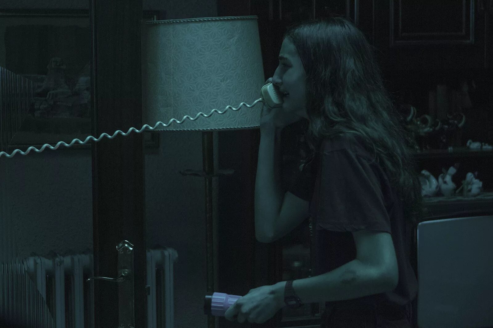 уиджи проклтиевероники. уиджи: проклятие вероники фильм 2017. уиджи проклятие аероники. уижды проклятие вероники. луиджи проклятие вероники.