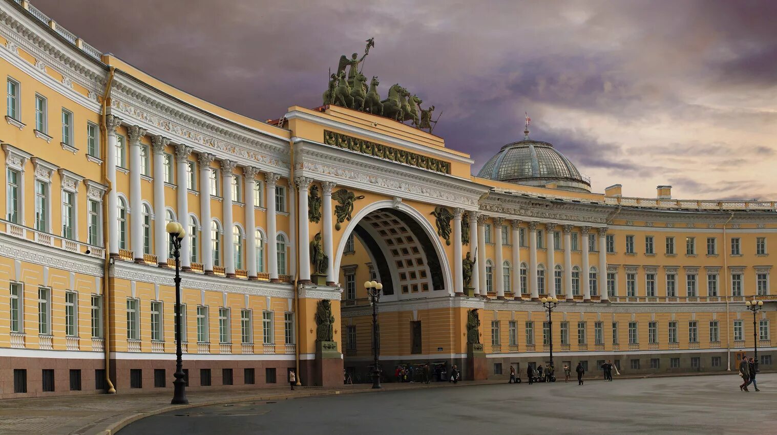 Здание главного штаба площадь здания. Арка главного штаба в санкт-петербурге. карл росси здание главного штаба. арка генерального штаба в петербурге. дворцовая площадь арка главного штаба.