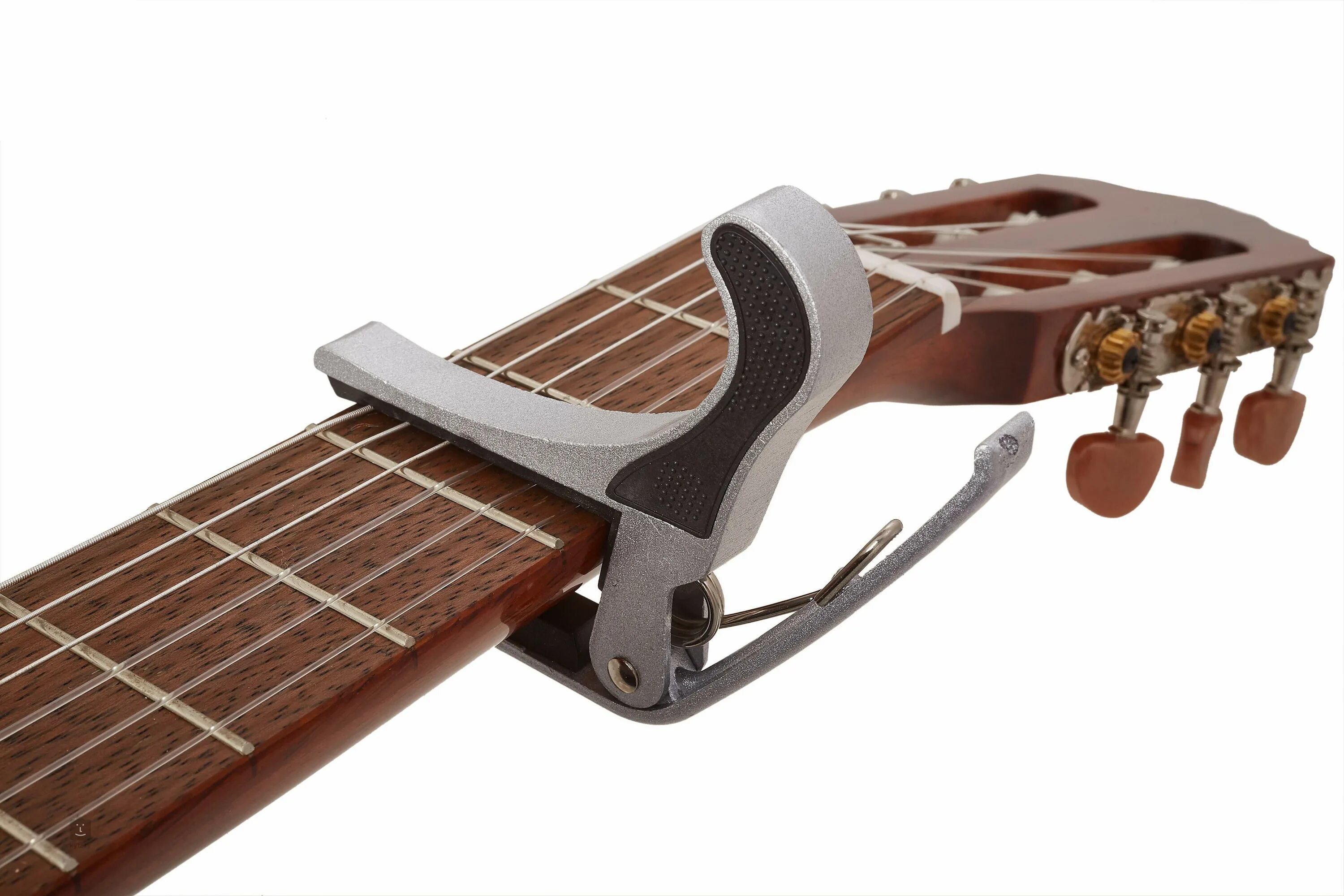 Каподастр для гитары. Каподастр d&#039;addario cradle. каподастр йоко стайл. каподастр септим. каподастр enya.