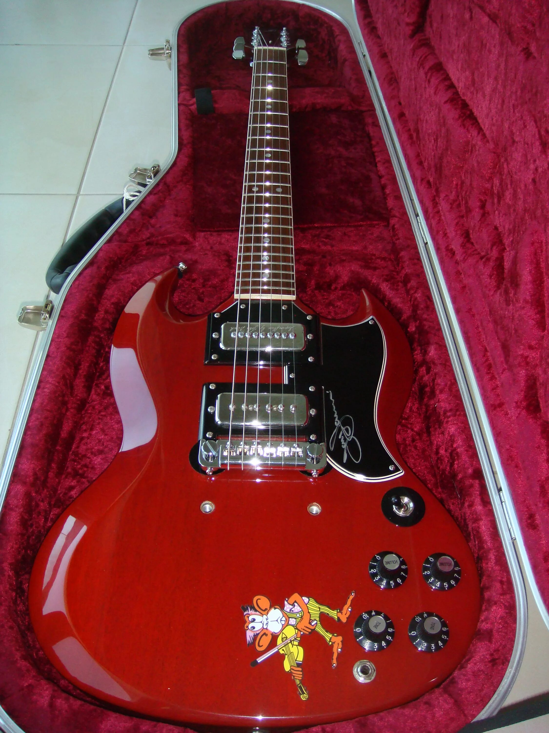 Tony iommi monkey. Gibson sg special tony iommi. gibson sg tony iommi. gibson sg special 1963. epiphone sg tony iommi.