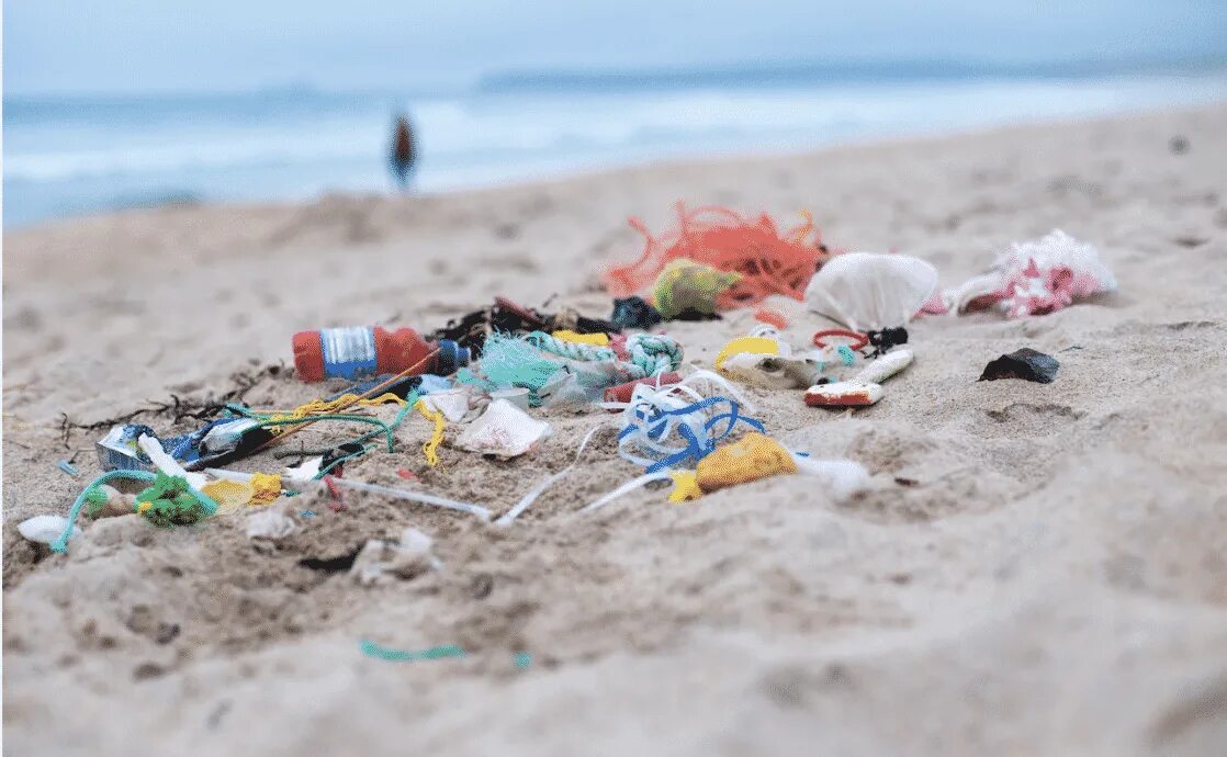 Beach clean. Чистка пляжа. Миниатюрные игрушки пляж. Clean Beach. Rubbish on the Beach.