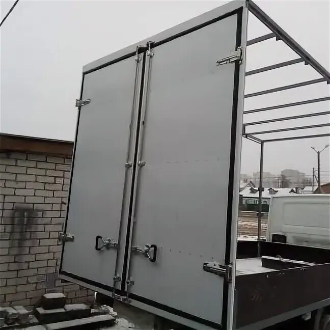 Авангард фургоны нижний новгород. Изотермический фургон будка шмитц. Изотермический фургон будка шмитц на рамный прицеп. Фургоны в новосибирске новосибирск. Омск ремонт фургонов.