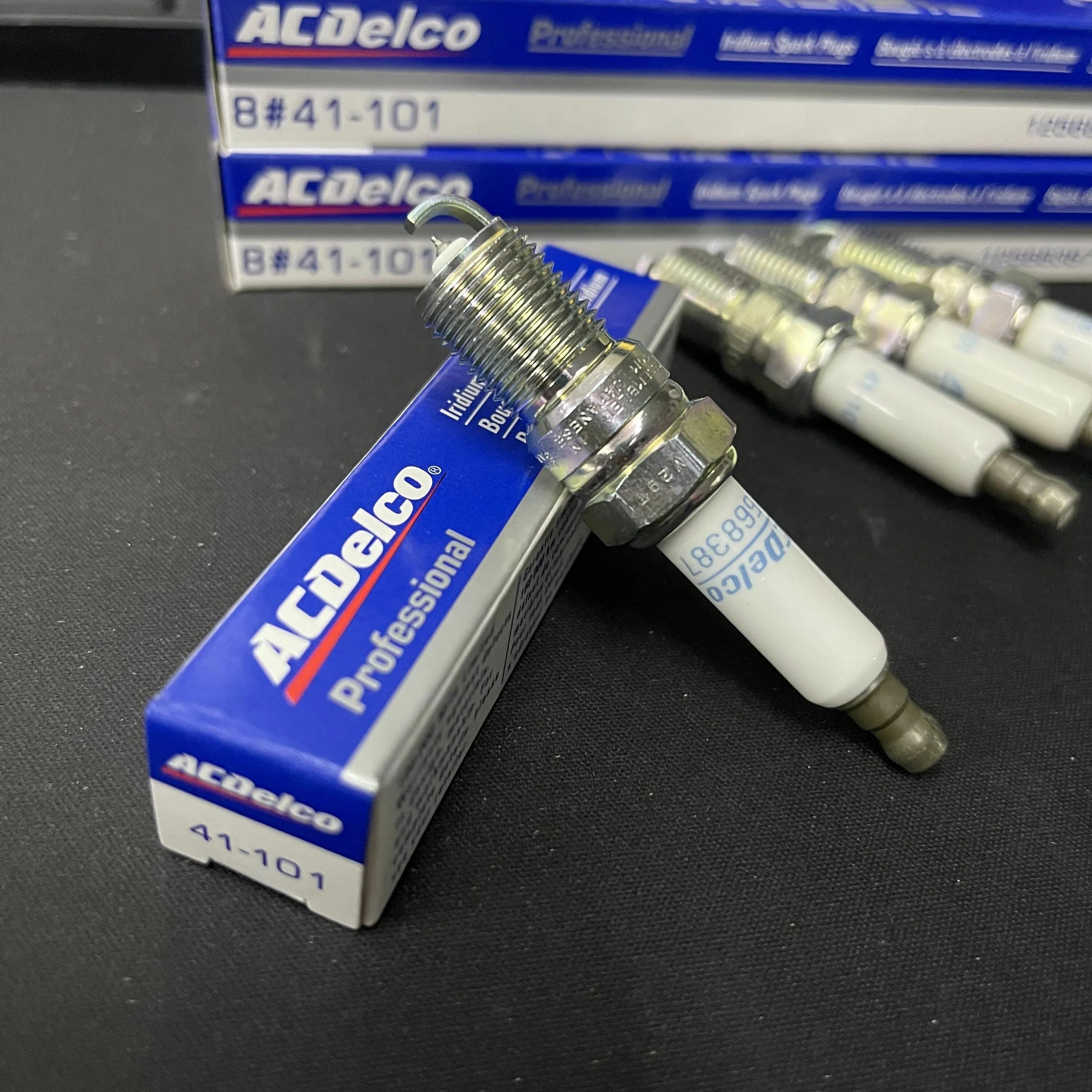 Свеча зажигания gm 25193473. Acdelco platinum is дата выпуска. Свечи зажигания acdelco. 19347364 свеча зажигания. Acdelco свечи зажигания.