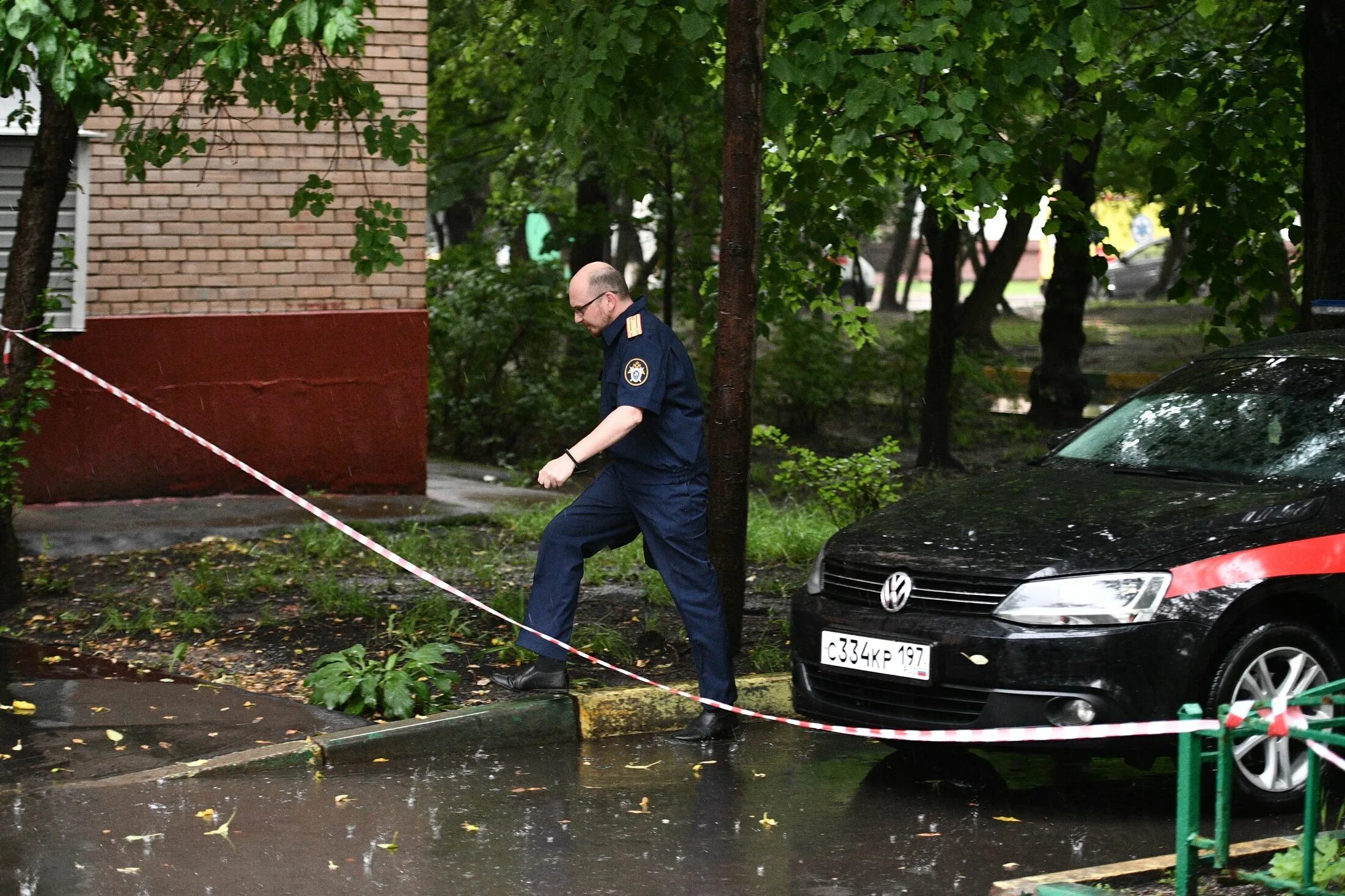 Стрельба в москве сегодня на севере москвы. Стрельба в граде Московский. Стрельба на улице Ладожской. Стрельба на улице Брагина.