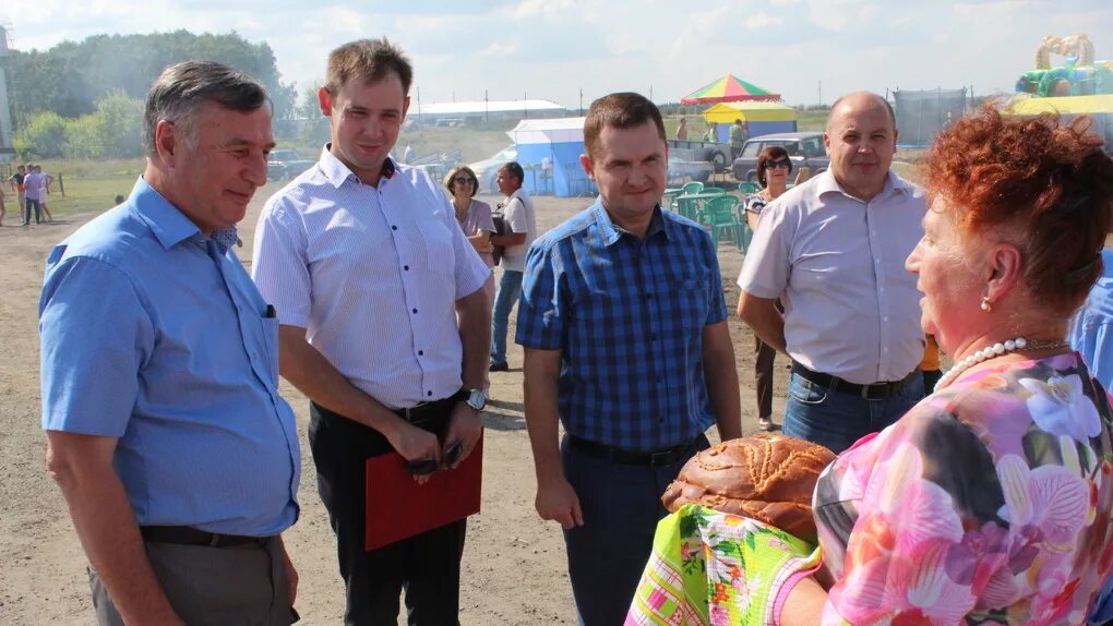 Омская область полтавский район село вольное погода. Новоильиновка Полтавского района. Ольгино Омская область Полтавский район. Полтавский район Полтавка. Новоильиновка Полтавского района Омской области.