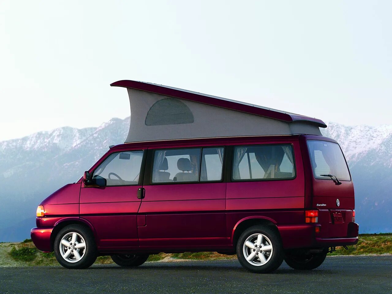 Автомобиль фольксваген т4. Volkswagen t4. Фольксваген т4 евровен. Volkswagen t4 1997. VW t4 Camper.