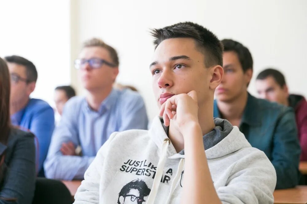 Студенты 1 видео. Вшэ физика. первые студенты. вшэ методический трек. hse faculties.