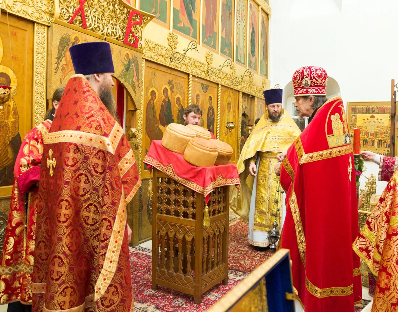 расписание храма николая в пыжах. храм в пыжах расписание богослужений. храм в пыжах расписание богослужений. чернушка пасха церковь. настоятель храма николая чудотворца в пыжах.