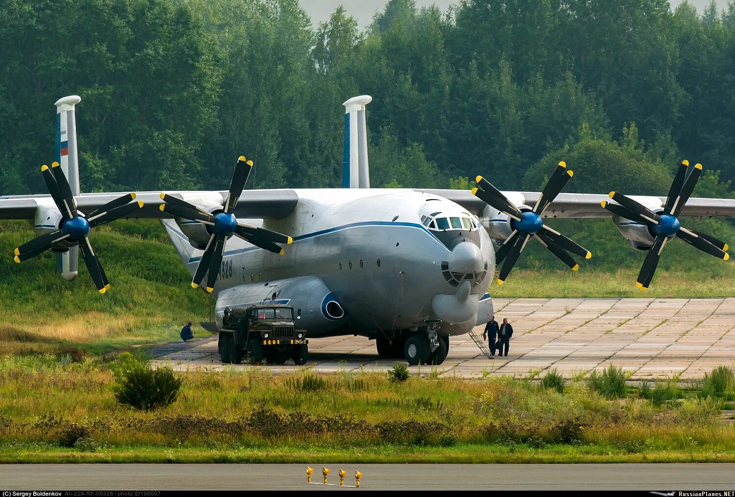 Турбовинтовые самолеты россии