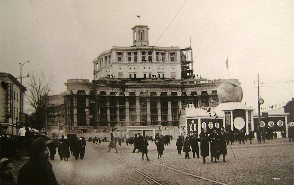 Театр красной армии в Москве 1930. 1930 Году открылся Центральный Академический театр Советской армии. Центральный Академический театр Российской армии. Театр Советской армии Москва.